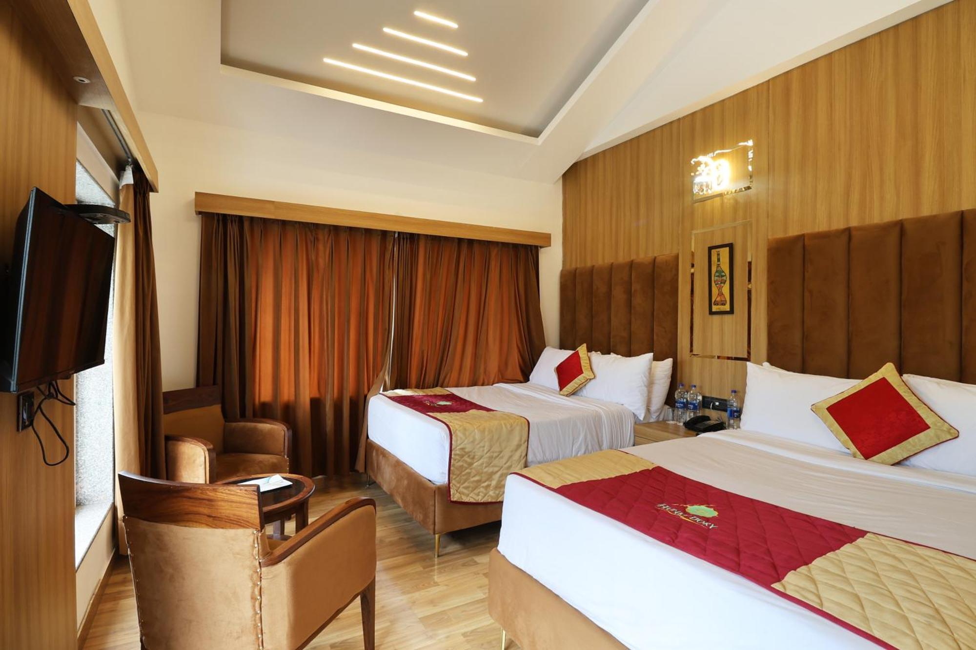 Hunky Dory Resort And Spa Dhar Khurd Esterno foto