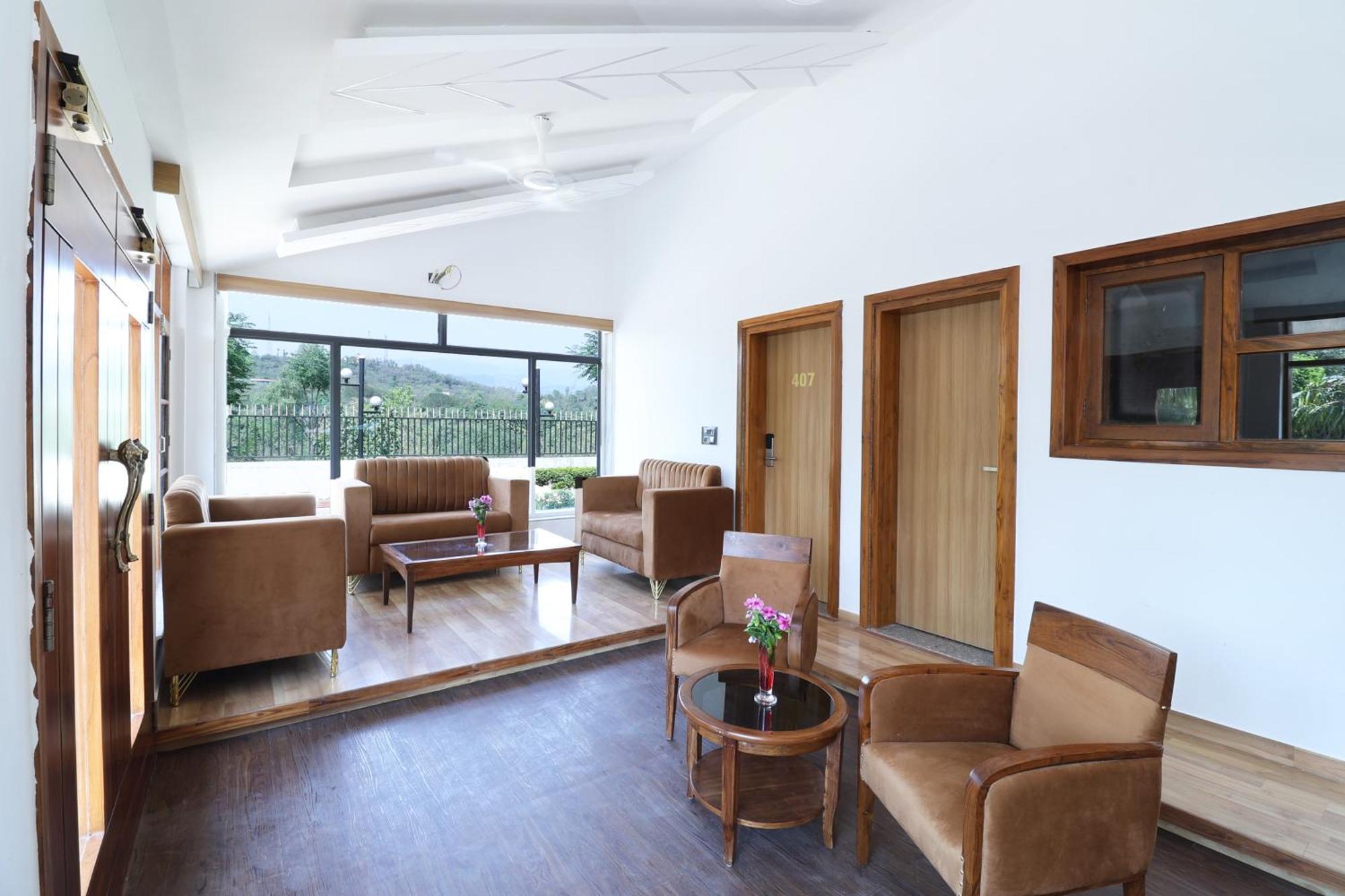 Hunky Dory Resort And Spa Dhar Khurd Esterno foto