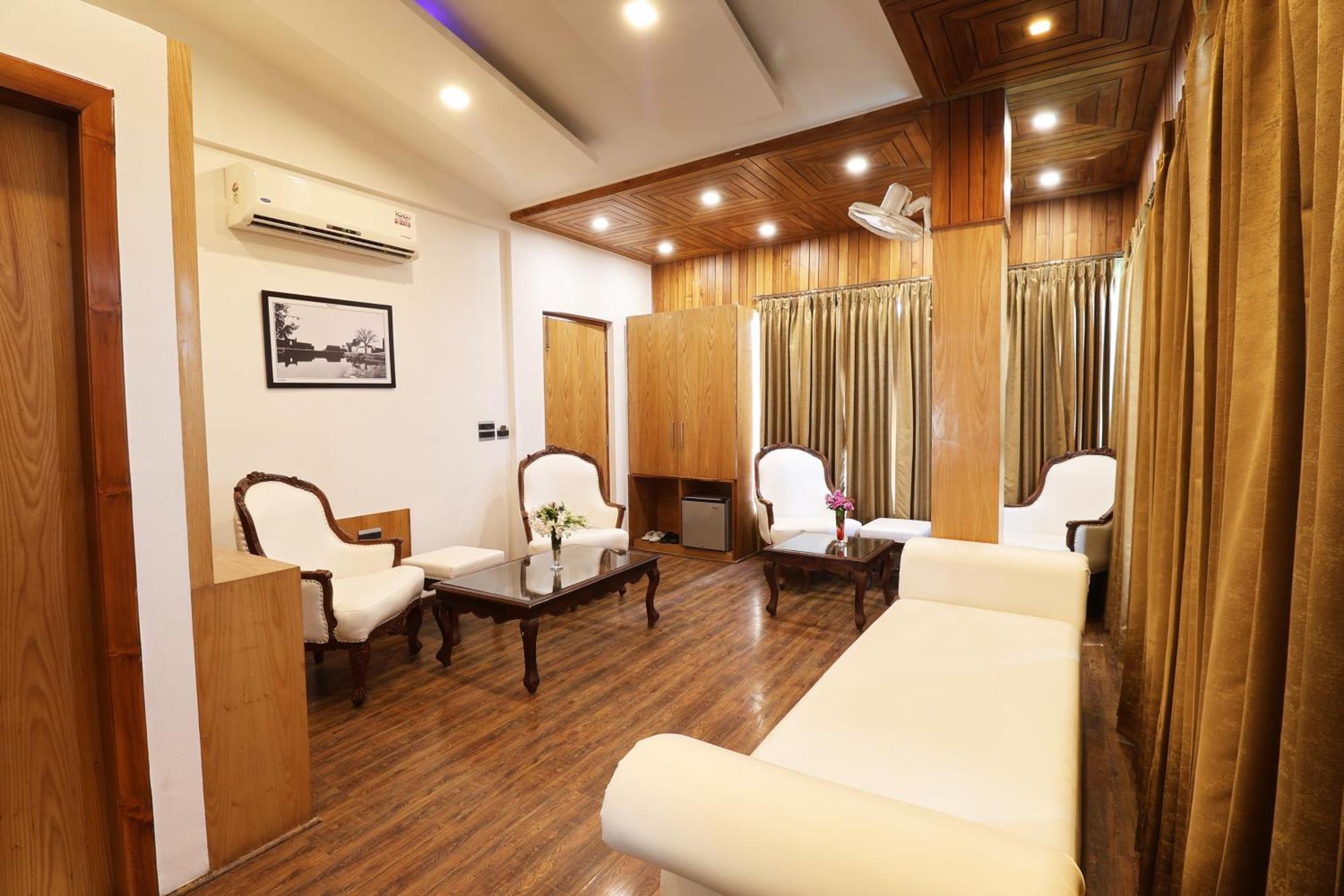 Hunky Dory Resort And Spa Dhar Khurd Esterno foto