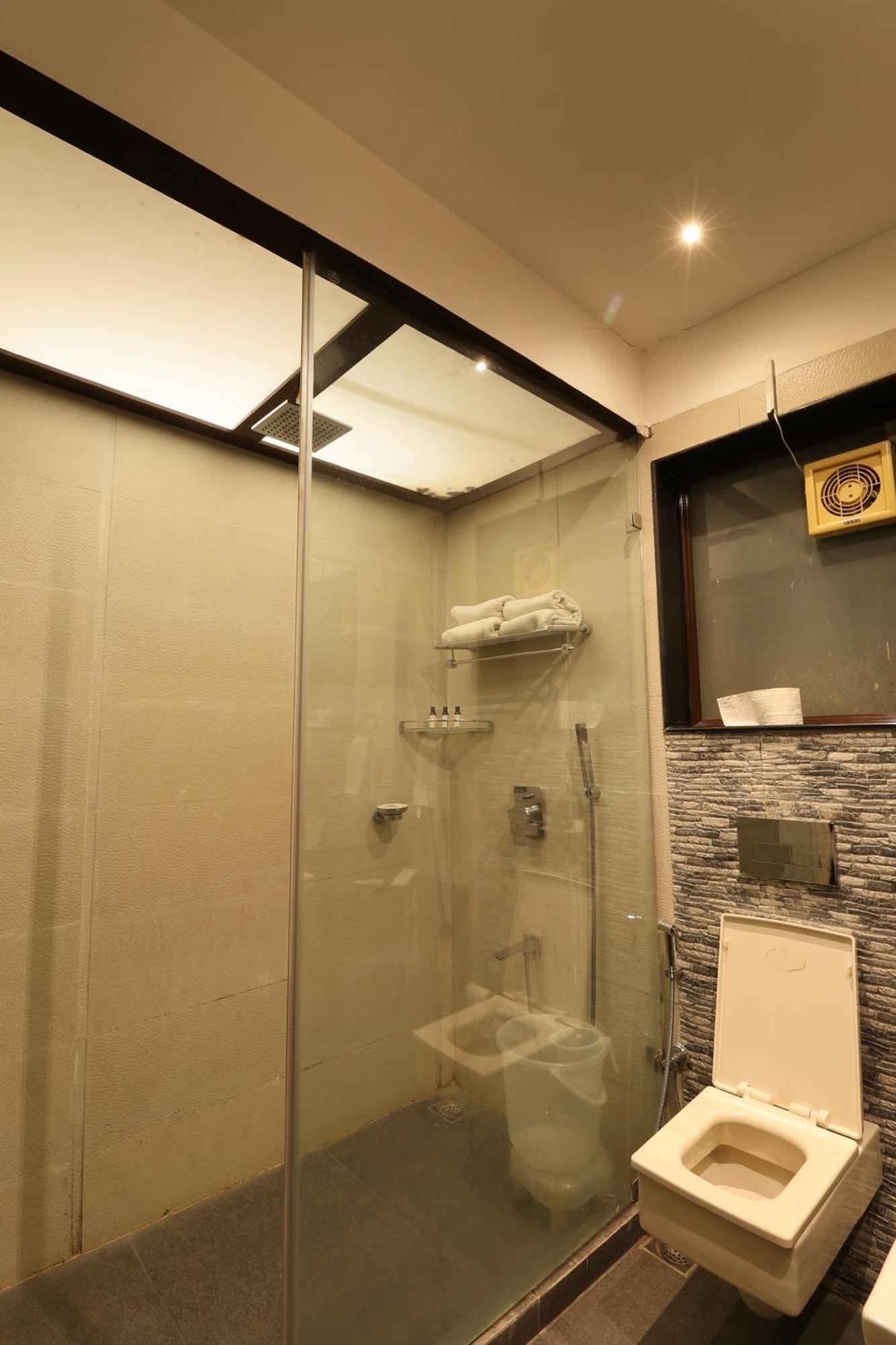 Hunky Dory Resort And Spa Dhar Khurd Esterno foto