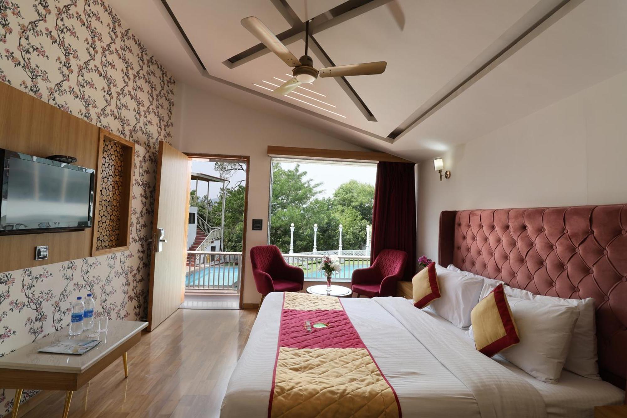 Hunky Dory Resort And Spa Dhar Khurd Esterno foto