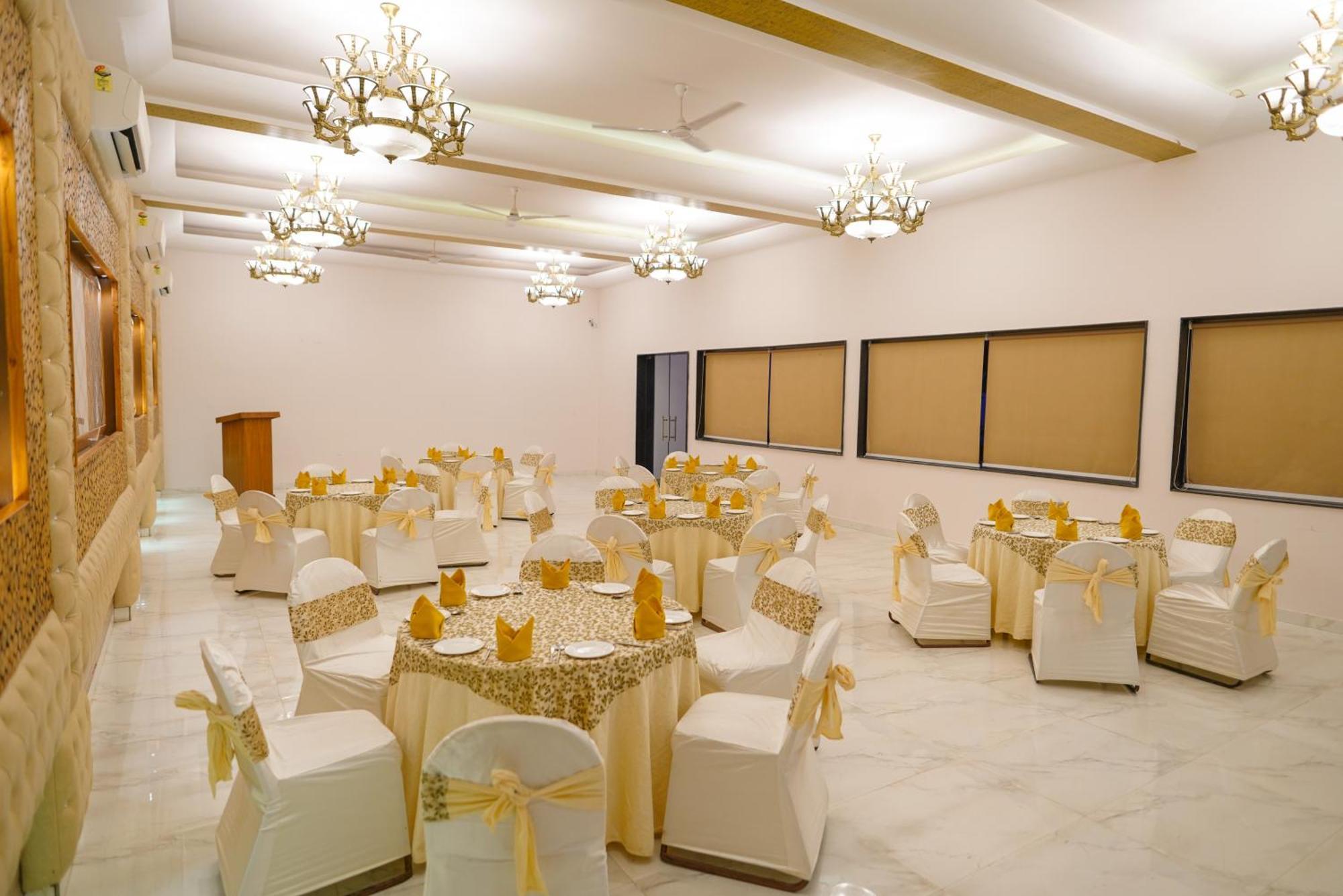 Hunky Dory Resort And Spa Dhar Khurd Esterno foto