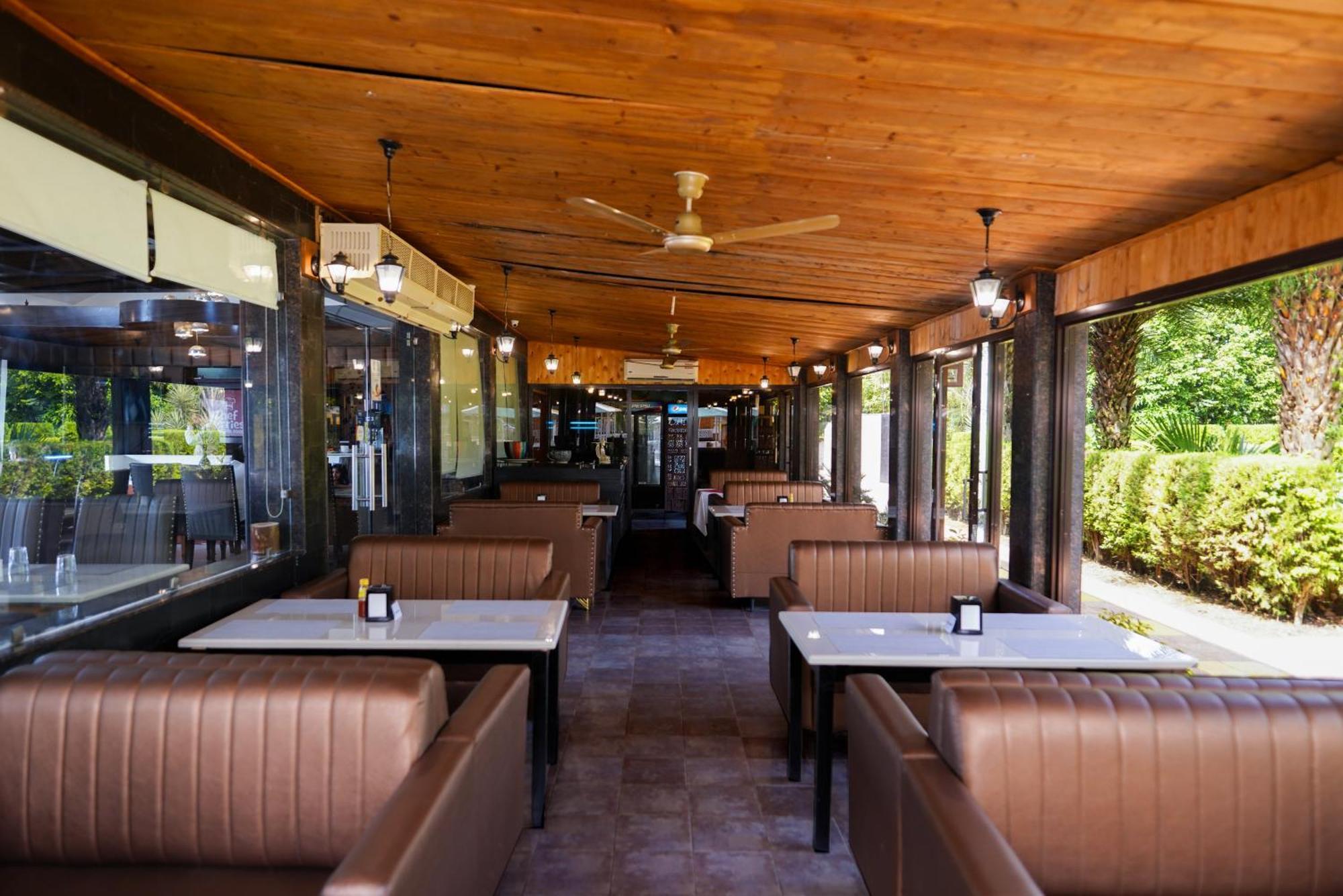 Hunky Dory Resort And Spa Dhar Khurd Esterno foto